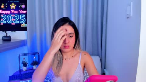Snapshot of im_antonia chatting on January 16, 12:52 pm LUCY online show from January 16, 12:52 pm
