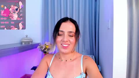 Snapshot of im_antonia chatting on February 7, 8:53 pm LUCY online show from February 7, 8:53 pm