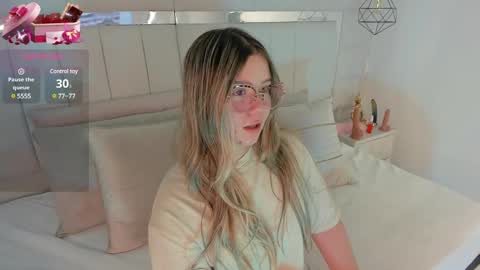 DAHLIA online show from March 6, 8:05 pm