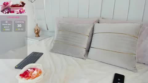 DAHLIA online show from February 21, 8:27 pm