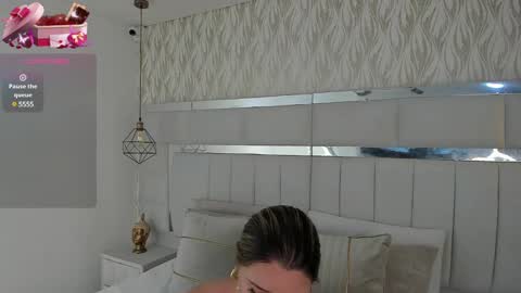 DAHLIA online show from February 18, 8:14 pm