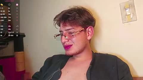 im_dereck_martinez_69 online show from September 10, 6:25 am