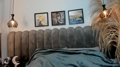  Im Gaia online show from December 16, 12:22 pm