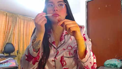 Hanna online show from November 6, 9:29 pm