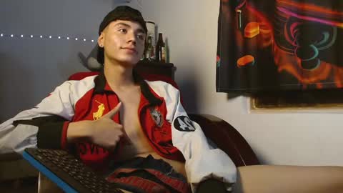 im_juanda online show from December 13, 8:36 pm