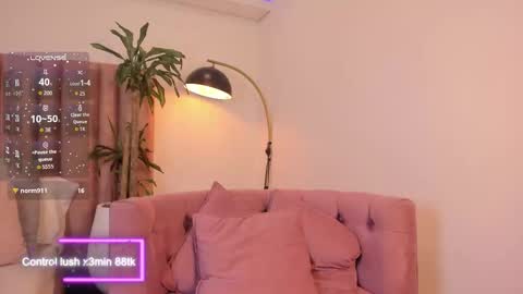 Lilyy  online show from February 13, 12:52 pm