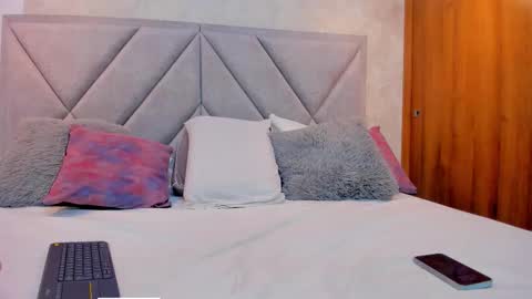 Manu  online show from February 23, 7:49 pm