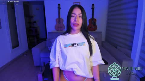 im_mariana online show from April 15, 1:53 am