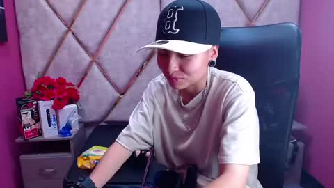 mathias online show from February 12, 10:03 am