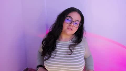 mei mei uwu online show from October 9, 1:22 am