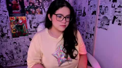 mei mei uwu online show from May 17, 1:59 am