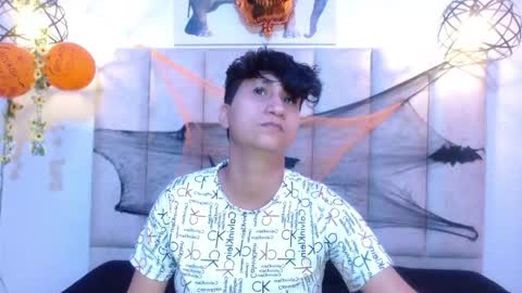 milan online show from October 31, 8:09 pm