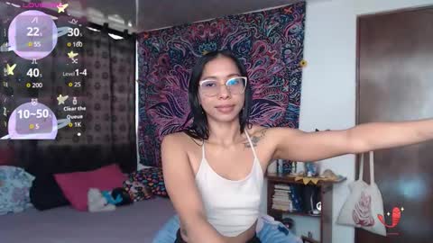 Cutie pie online show from October 23, 2:40 pm