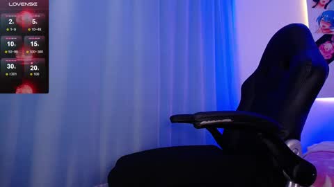 Snapshot of im_rosse_ chatting on February 25, 11:04 pm Jade Rosse online show from February 25, 11:04 pm