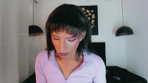 Snapshot of im_shannon_44 chatting on February 5, 9:40 pm im_shannon_44 online show from February 5, 9:40 pm