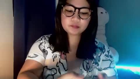 cherryl online show from December 16, 11:11 pm