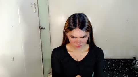 im_yourfairyannaxx online show from May 11, 12:56 pm