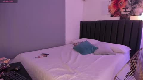 Sofia online show from February 18, 11:11 am