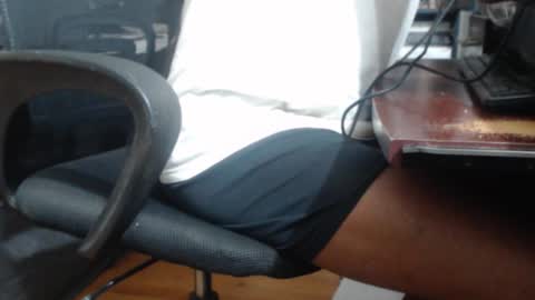 Snapshot of imanlolo789__ chatting on December 25, 8:18 am Imanlolo789 formerly known as Slimrodxxx independent model online show from December 25, 8:18 am