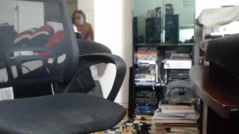 Snapshot of imanlolo789__ chatting on February 13, 11:06 am Imanlolo789 formerly known as Slimrodxxx independent model online show from February 13, 11:06 am