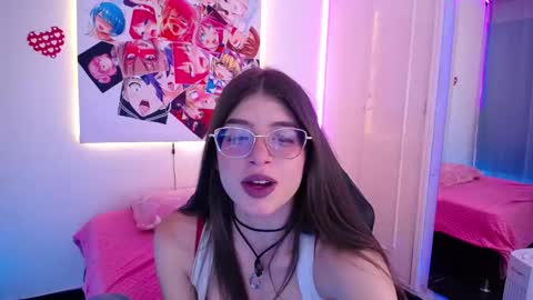 Chloe online show from September 25, 8:49 pm