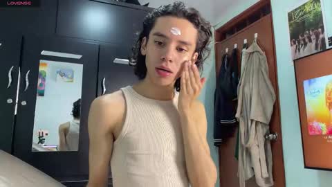 Snapshot of imcoltonalvin chatting on September 18, 10:47 pm Colton Alvin Independent model online show from September 18, 10:47 pm