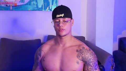 imconor online show from June 9, 1:28 am