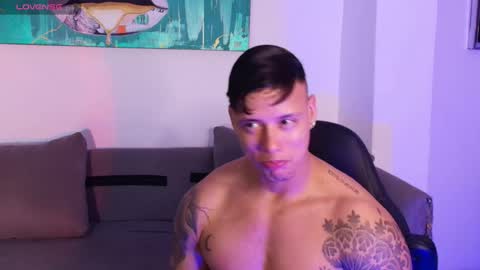 imconor online show from November 28, 11:12 pm