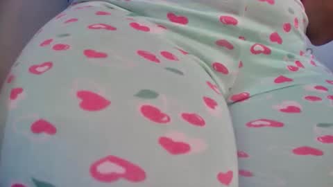 mia latina online show from February 8, 2:09 pm