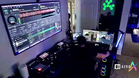 DJ Azra online show from October 17, 9:30 pm