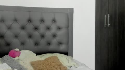 imemily444_ online show from July 19, 4:37 am