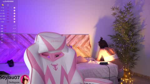 Snapshot of imjess_ chatting on December 22, 3:11 am imjess_ online show from December 22, 3:11 am