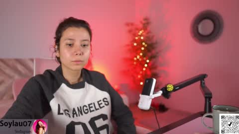 imjess_ online show from November 30, 7:15 am