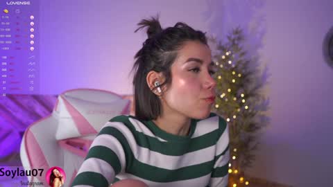 imjess_ online show from December 22, 11:52 pm