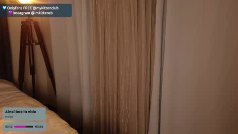 Hi Im  online show from April 9, 1:31 am