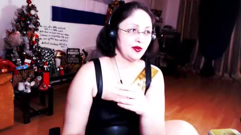 Empress online show from February 6, 4:31 am