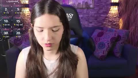 Karen  online show from October 10, 7:19 pm