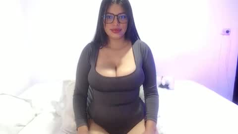 imsweetlips online show from October 23, 7:26 pm