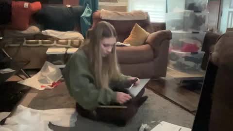 Snapshot of incognitoqueen chatting on December 13, 10:02 pm Carter online show from December 13, 10:02 pm