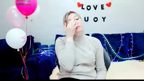 incredible_ariela online show from January 8, 10:32 am