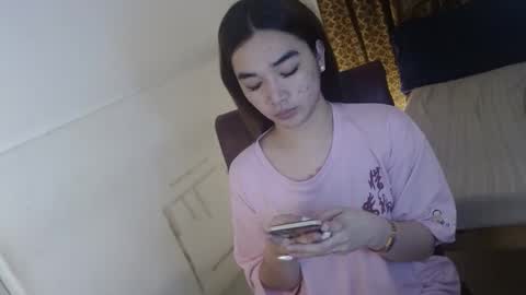 indestructabletrixie online show from March 27, 10:27 am