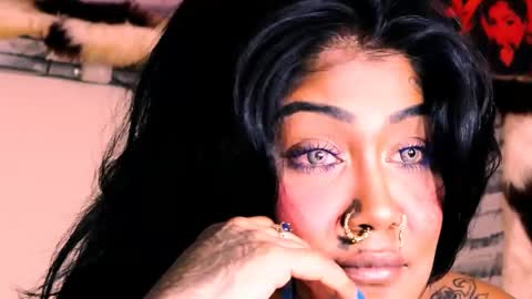 Snapshot of indian_dreamgirl chatting on September 21, 12:20 pm Bella Ambrosia online show from September 21, 12:20 pm