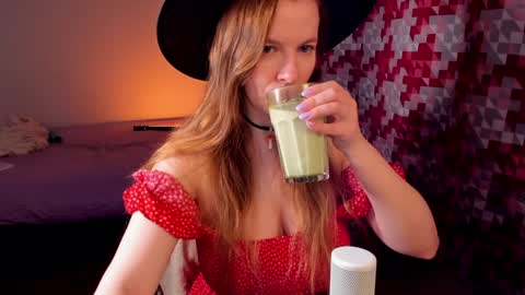 Melissa No Baby or bb sexy etc... online show from December 14, 11:12 pm