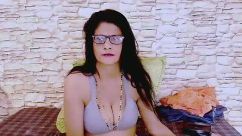 Femiez online show from February 18, 12:28 pm