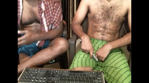 Snapshot of indianh chatting on February 21, 1:33 pm indian hairy online show from February 21, 1:33 pm