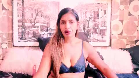 indianhoneyx online show from January 17, 4:05 pm