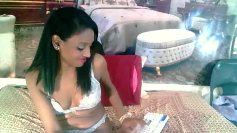 Leah online show from December 19, 9:16 pm