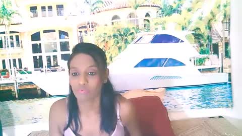 Leah online show from December 20, 6:40 am