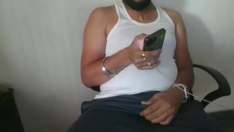 Indian lover online show from February 7, 9:05 am