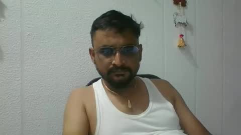 Indian lover online show from October 31, 8:04 am